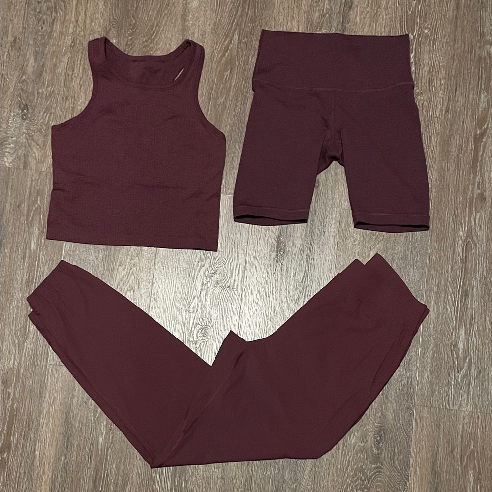 Like New Lululemon Matching Bundle. Size 6